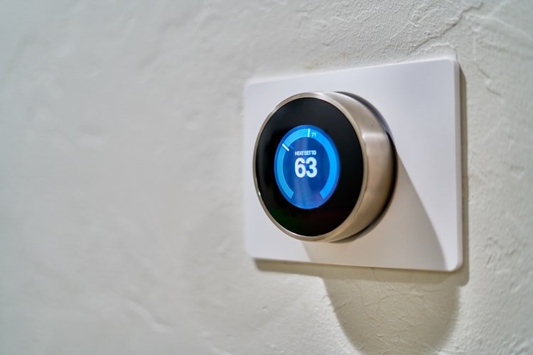 Smart Thermostat Management for smart home